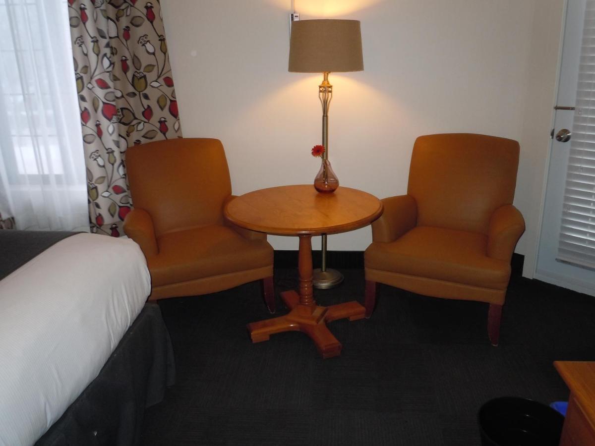 L'auberge Du St-pierre Hotel 4*